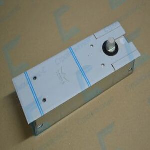 Дверной доводчик Dorma BTS75V без фиксации